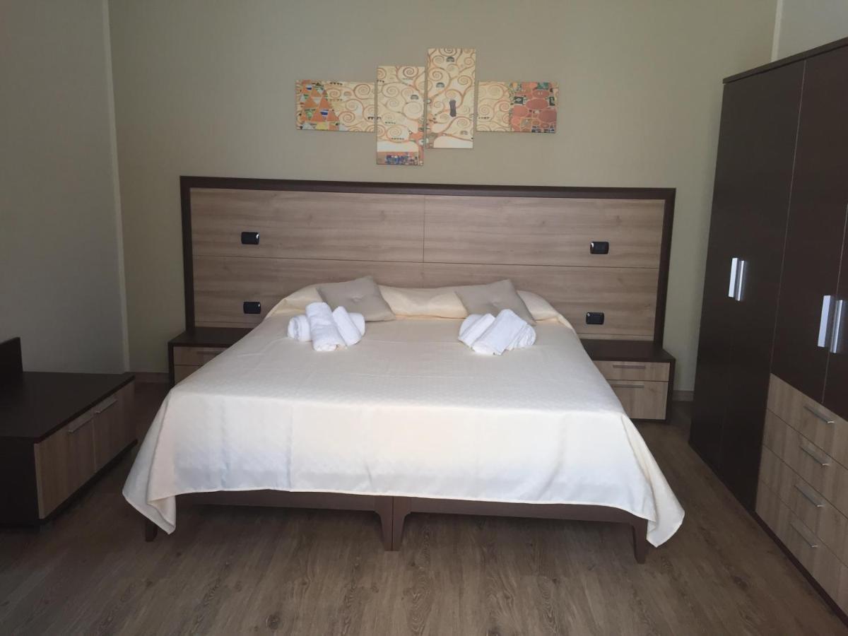 B&B Duomo Pizzo ApartHotel Esterno foto